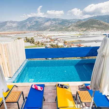 Willa Yesilkoy 2 Bedroom 6099 *
